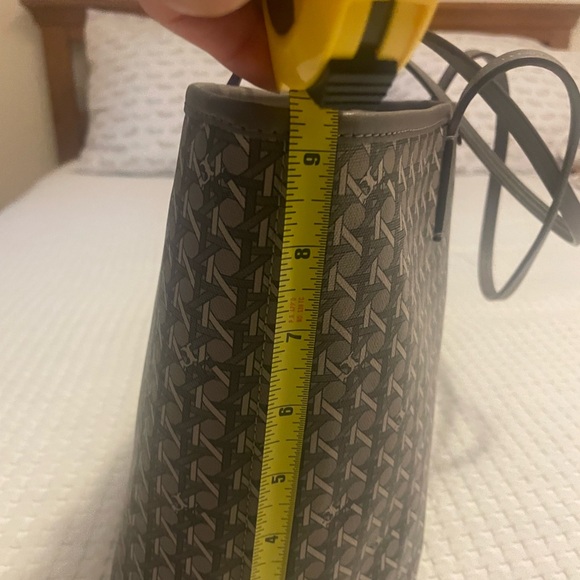 Tory Burch Gray Geometric Print Tote - Picture 15 of 15